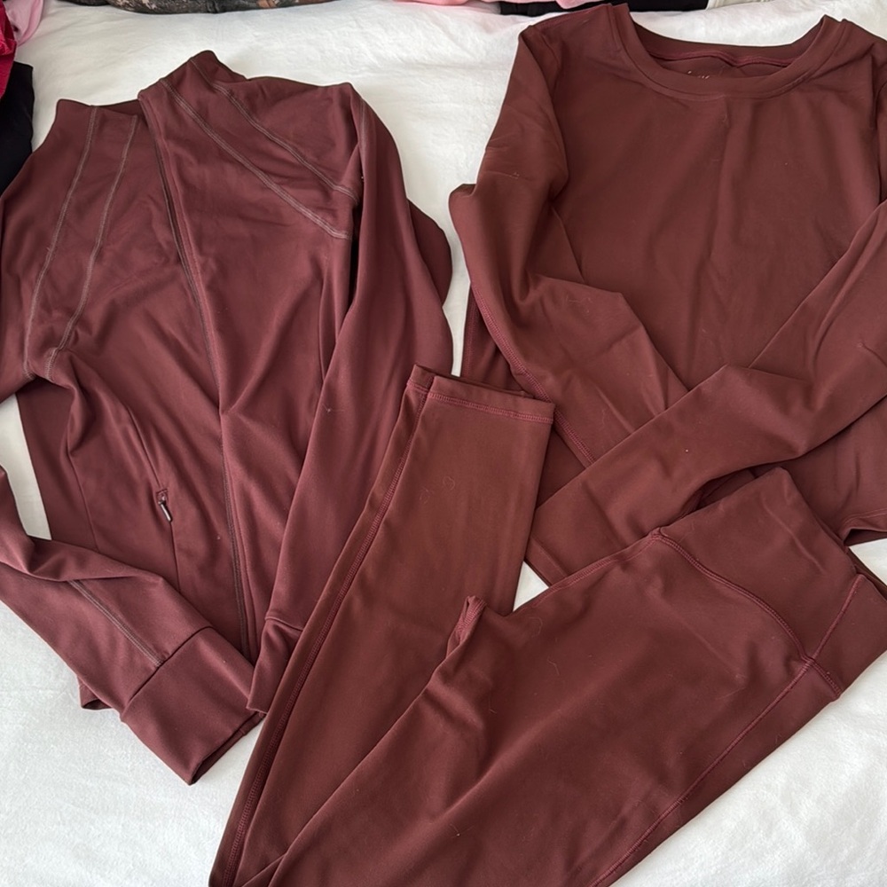 Youngla Women's Brown Activewear Set